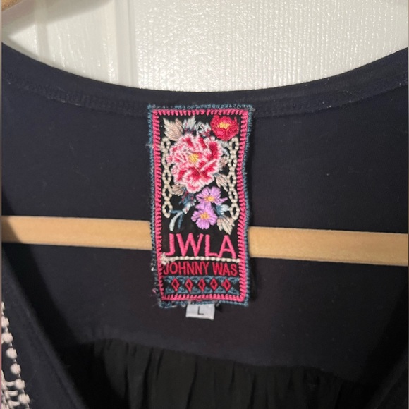 Johnny Was Tunic - Picture 3 of 11